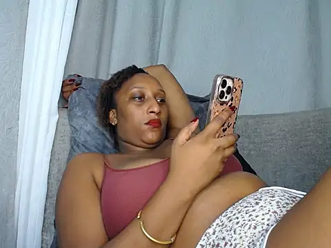 CarlaBeckky online show from March 25, 2026, 4:35 pm