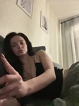 Kristis43 online show from February 11, 2026, 2:49 am