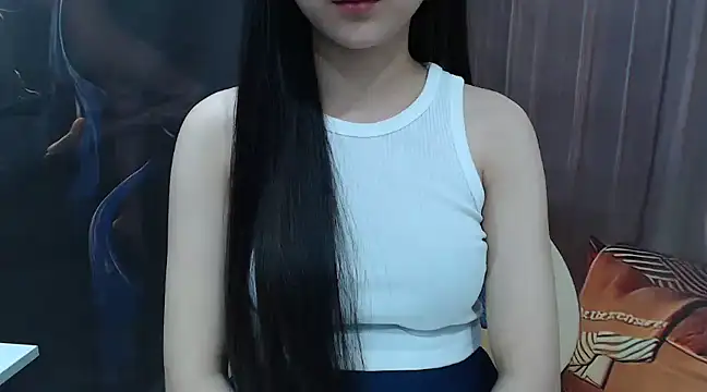 KaleAnisa online show from February 3, 2025, 10:58 am