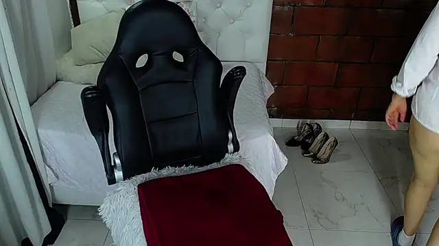 Snapshot of Maira_B chatting on November 1, 2025, 2:41 pm Maira B online show from November 1, 2025, 2:41 pm