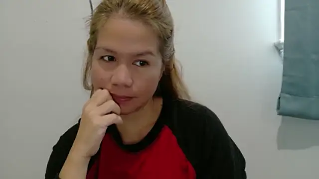 XLennaMX online show from February 2, 2026, 3:22 pm