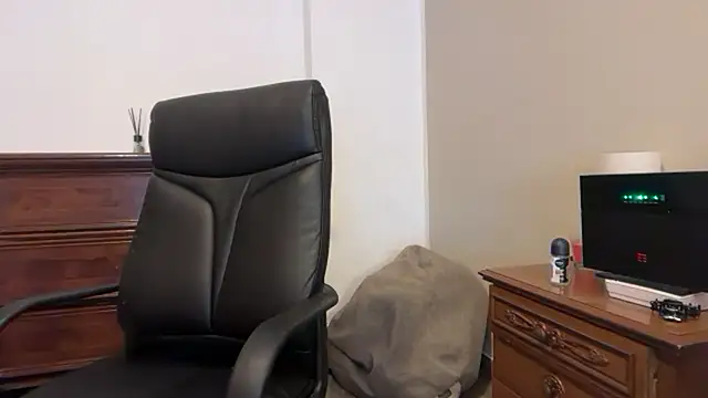 Dulce latingirl online show from March 31, 2026, 2:50 pm