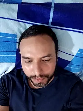 Snapshot of ElSunEagle chatting on January 16, 2025, 5:11 am ElSunEagle online show from January 16, 2025, 5:11 am