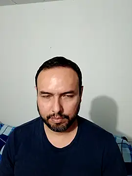 Snapshot of ElSunEagle chatting on October 9, 2025, 3:48 am ElSunEagle online show from October 9, 2025, 3:48 am