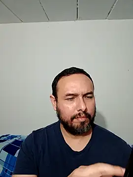 Snapshot of ElSunEagle chatting on October 26, 2025, 4:29 am ElSunEagle online show from October 26, 2025, 4:29 am