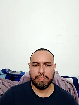 Snapshot of ElSunEagle chatting on February 25, 2026, 1:26 am ElSunEagle online show from February 25, 2026, 1:26 am