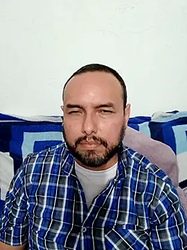 Snapshot of ElSunEagle chatting on March 8, 2026, 12:19 am ElSunEagle online show from March 8, 2026, 12:19 am