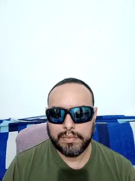 Snapshot of ElSunEagle chatting on March 9, 2026, 3:10 am ElSunEagle online show from March 9, 2026, 3:10 am