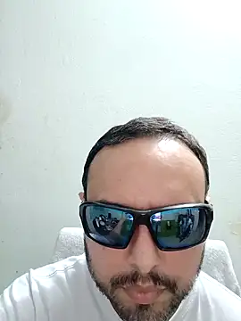 ElSunEagle online show from May 3, 2026, 2:28 am