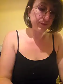 Snapshot of minierose chatting on November 27, 2025, 5:26 pm minierose online show from November 27, 2025, 5:26 pm