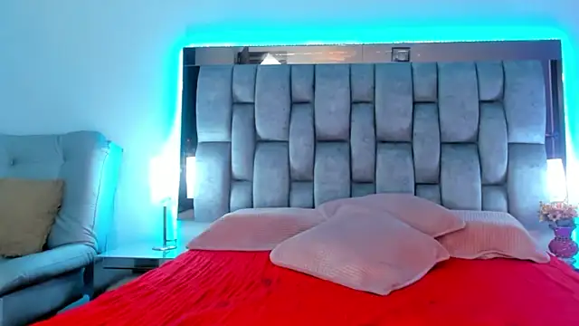 Snapshot of Abbye_blue01 chatting on February 26, 2025, 4:47 am Abbye blue01 online show from February 26, 2025, 4:47 am