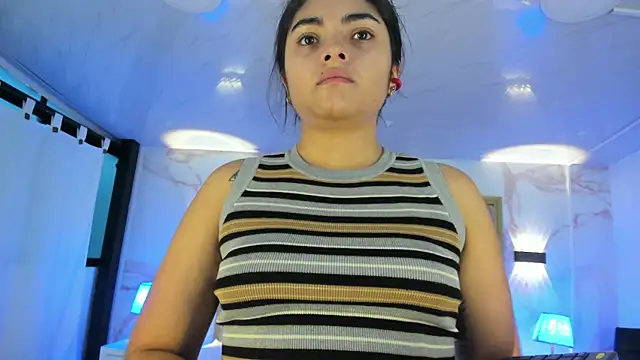 Snapshot of GiselOrtiz chatting on February 22, 2025, 11:35 am GiselOrtiz online show from February 22, 2025, 11:35 am