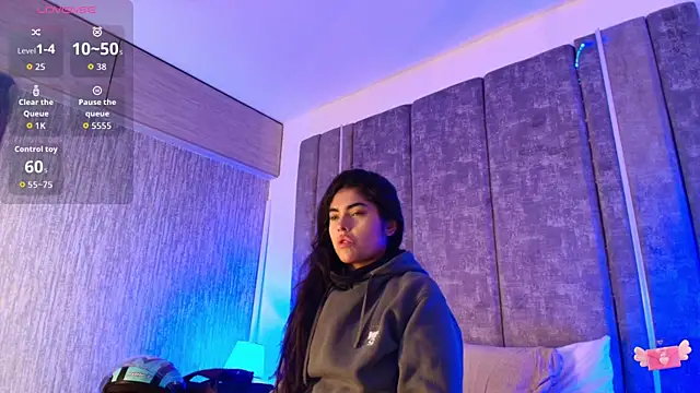 GiselOrtiz online show from December 20, 2025, 10:55 am