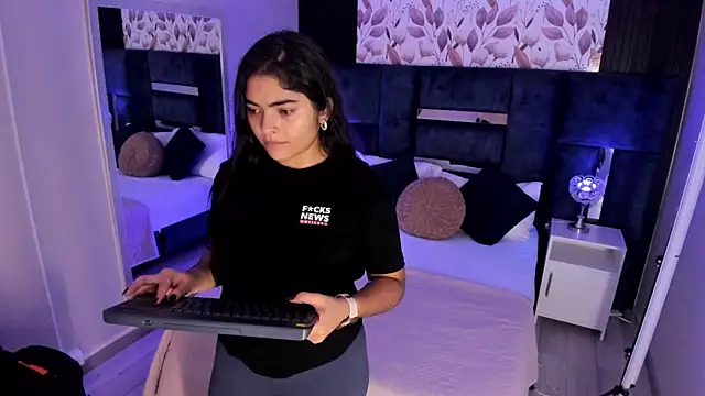 Snapshot of GiselOrtiz chatting on July 16, 2026, 11:16 am GiselOrtiz online show from July 16, 2026, 11:16 am