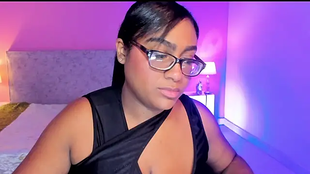 BlakmillerrGilson online show from September 21, 2025, 7:48 pm