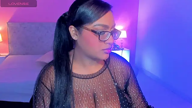 BlakmillerrGilson online show from November 1, 2025, 7:38 pm