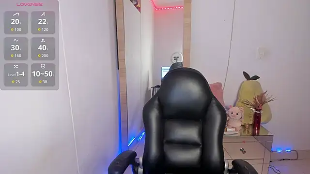 hellensexy online show from September 19, 2025, 8:42 pm