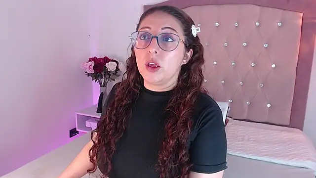 AnnadirtyXo online show from February 4, 2025, 4:59 am