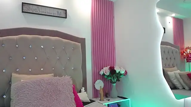 Snapshot of AnnadirtyXo chatting on March 16, 2026, 4:18 am AnnadirtyXo online show from March 16, 2026, 4:18 am