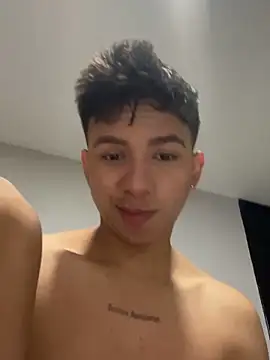 Snapshot of Leonarrrd_01 chatting on January 25, 2025, 3:52 pm Leonarrrd 01 online show from January 25, 2025, 3:52 pm