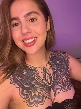 Snapshot of ValerieHilton chatting on January 9, 2025, 1:08 am ValerieHilton online show from January 9, 2025, 1:08 am