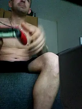 Snapshot of magicSeX4You chatting on December 2, 2025, 10:38 pm magicSeX4You online show from December 2, 2025, 10:38 pm