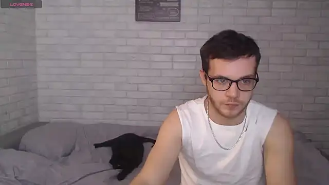 Fuckyoursecretary69 online show from December 7, 2024, 10:45 am