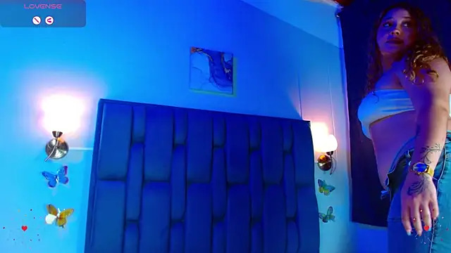 Cherryyquen online show from February 6, 2025, 8:23 pm