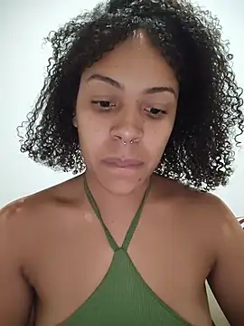 Julia Pretinha online show from June 4, 2026, 3:40 pm