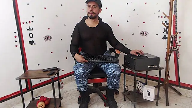 KalethBigDick online show from October 8, 2025, 9:18 am