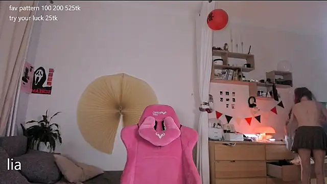 lil lia online show from March 22, 2026, 8:34 pm