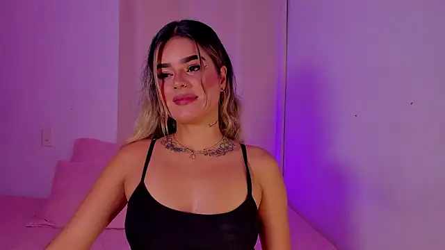 AmyStevenss online show from March 13, 2026, 5:58 am