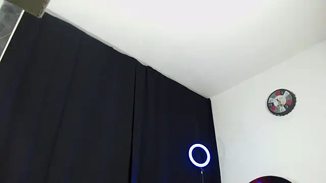 Antonywebb94 online show from December 16, 2024, 2:47 am