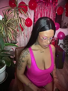 haiiley more online show from February 14, 2026, 4:42 am