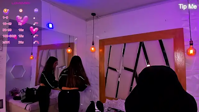 ary cooper  online show from September 30, 2025, 1:05 pm