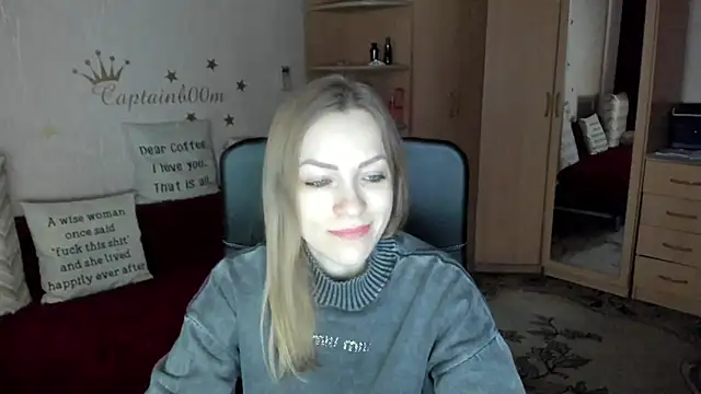 Snapshot of SilviaEyes chatting on January 26, 2025, 6:17 am SilviaEyes online show from January 26, 2025, 6:17 am