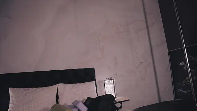 Snapshot of U_KINKY chatting on September 25, 2025, 1:15 pm U KINKY online show from September 25, 2025, 1:15 pm