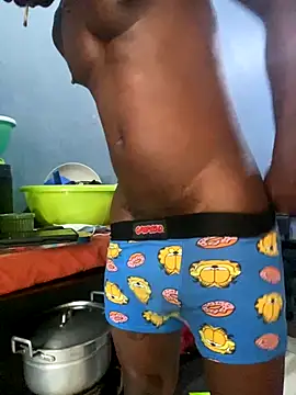 Snapshot of BigBrotherFreak chatting on October 22, 2025, 5:02 pm BigBrotherFreak online show from October 22, 2025, 5:02 pm