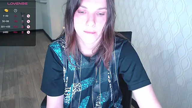 LisaHeart online show from April 24, 2026, 10:56 pm