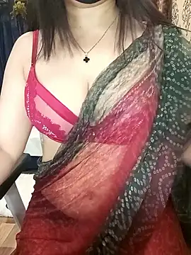 Snapshot of Mishika_Gill chatting on January 13, 2026, 3:12 am Mishika Gill online show from January 13, 2026, 3:12 am