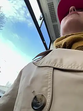 eveangelll online show from April 14, 2026, 5:02 am