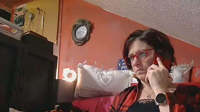 lanax online show from November 18, 2025, 2:21 pm