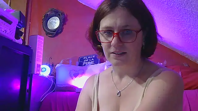 Snapshot of lanax chatting on July 17, 2026, 11:50 am lanax online show from July 17, 2026, 11:50 am