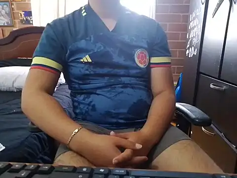 Snapshot of greeneyes999999999999 chatting on October 24, 2025, 7:21 pm greeneyes999999999999 online show from October 24, 2025, 7:21 pm