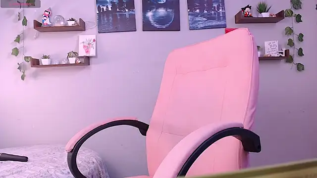 Snapshot of macey_elliot_ chatting on January 12, 2025, 12:55 pm macey elliot online show from January 12, 2025, 12:55 pm