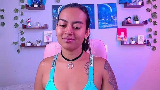 Snapshot of macey_elliot_ chatting on January 31, 2025, 1:56 pm macey elliot online show from January 31, 2025, 1:56 pm