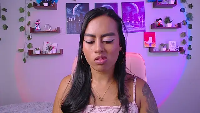 Snapshot of macey_elliot_ chatting on February 6, 2025, 12:37 pm macey elliot online show from February 6, 2025, 12:37 pm