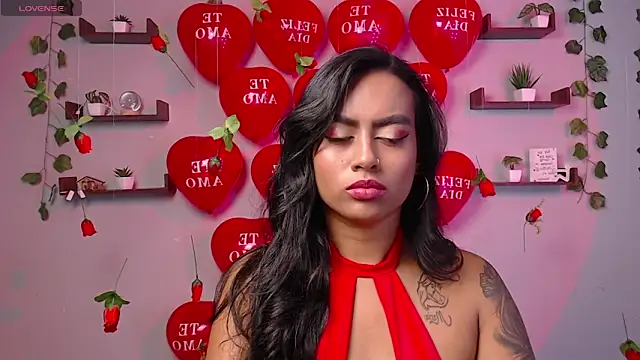 Snapshot of macey_elliot_ chatting on February 14, 2025, 11:42 pm macey elliot online show from February 14, 2025, 11:42 pm