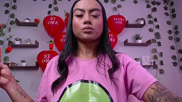 Snapshot of macey_elliot_ chatting on February 16, 2025, 3:38 pm macey elliot online show from February 16, 2025, 3:38 pm