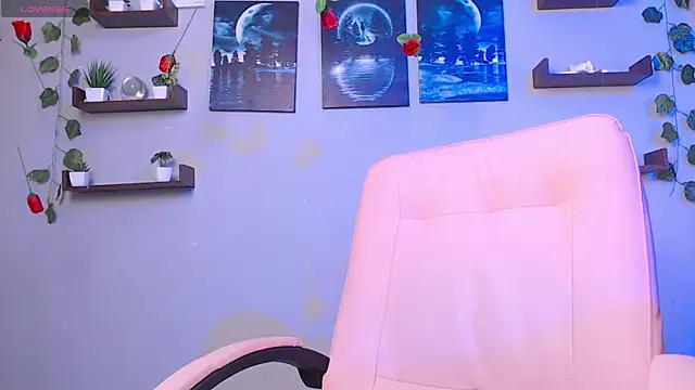 Snapshot of macey_elliot_ chatting on March 6, 2025, 6:05 pm macey elliot online show from March 6, 2025, 6:05 pm